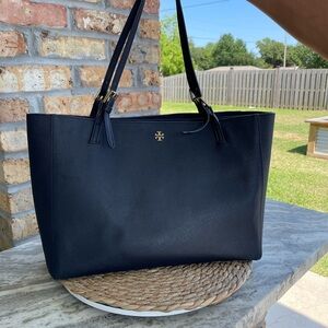 Tory Burch York Buckle Navy Leather Tote in excellent used condition